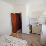 Ferienwohnung Fuer 4 Personen 1 Kind Ca 65 M In Novigrad, Adriakueste Kroatien Westkueste Von Istrien