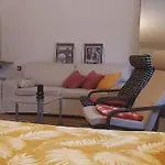 Studio Apartman Anni