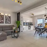 Villa Veluana Apartment 2 With Terrace